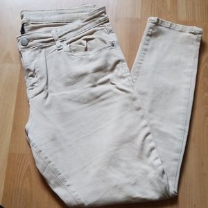 GAP skinny jeans